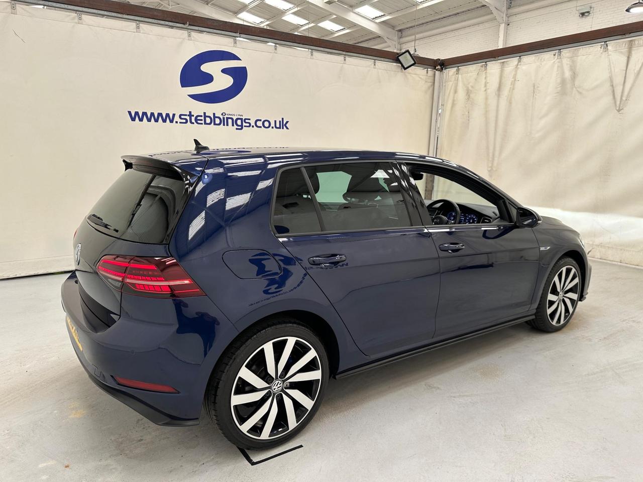 Volkswagen Golf FA18XRE