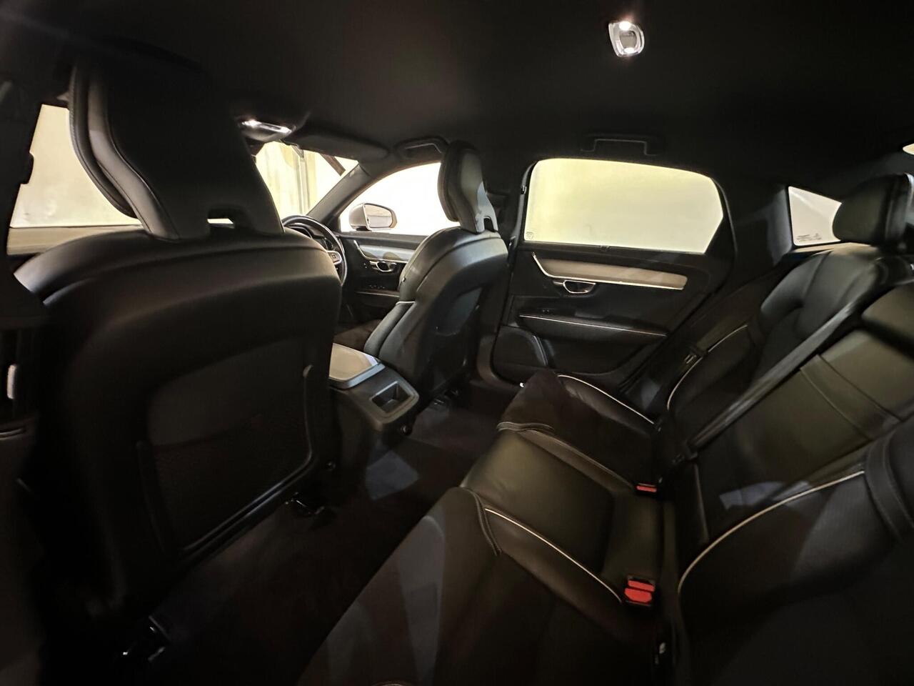 Volvo S90 SF68UOS