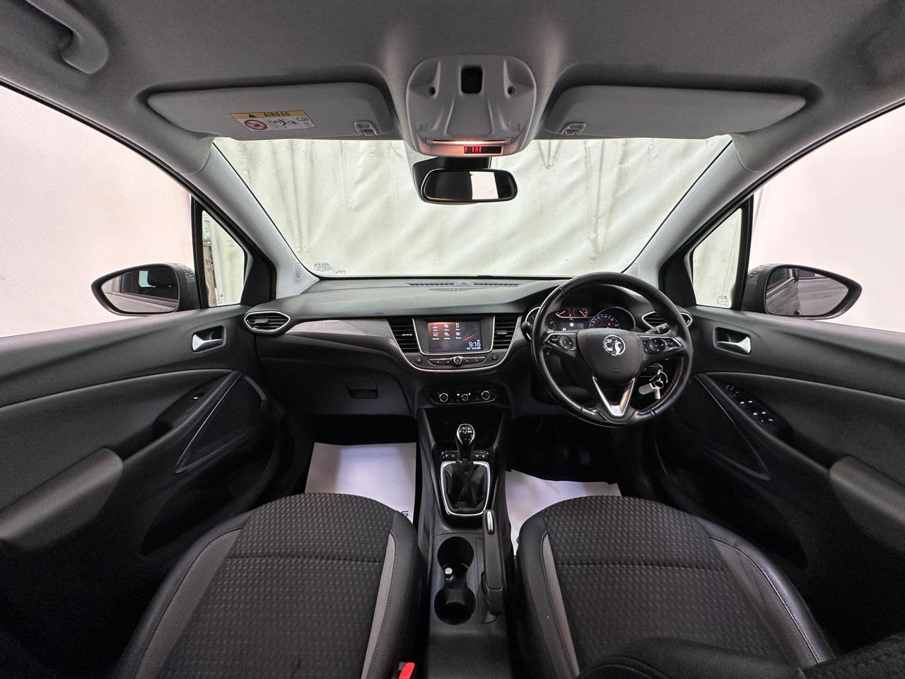 Vauxhall Crossland X YU19FDN