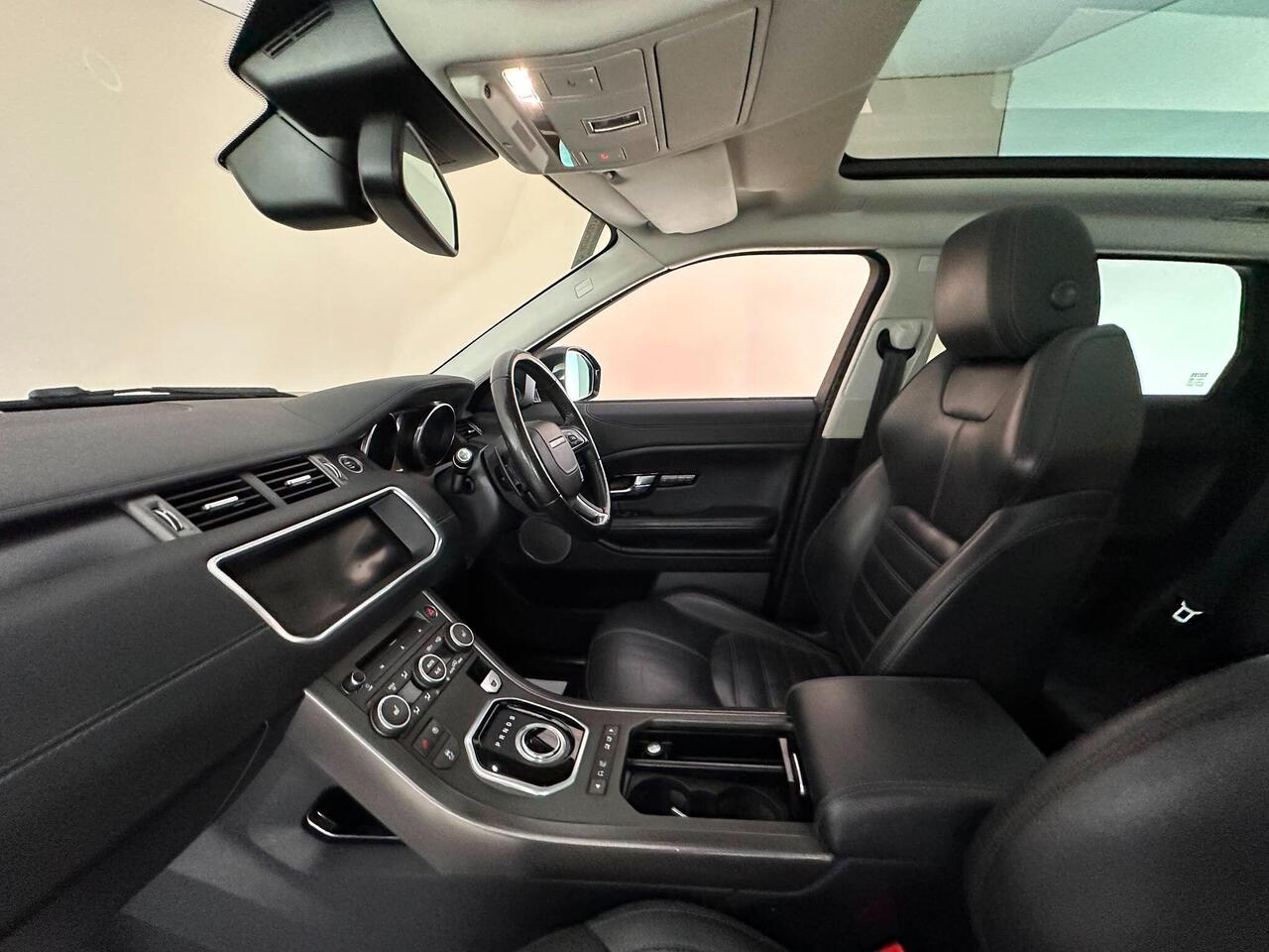 Land Rover Range Rover Evoque YR67LLG