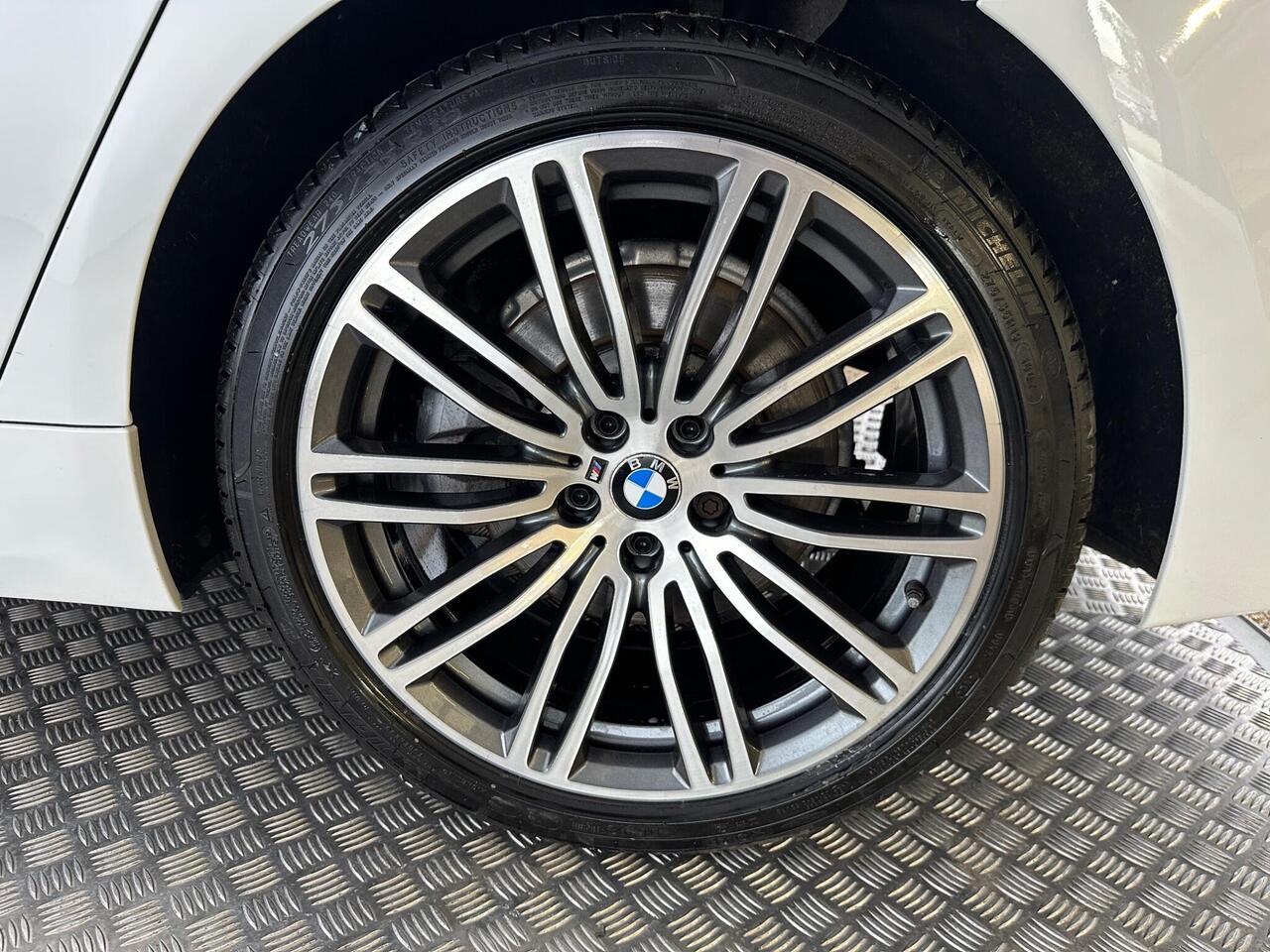 BMW 5 Series MW19MZY