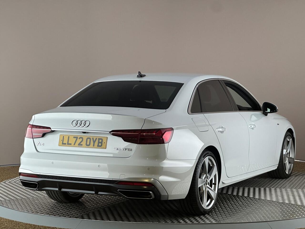 Audi A4 LL72OYB