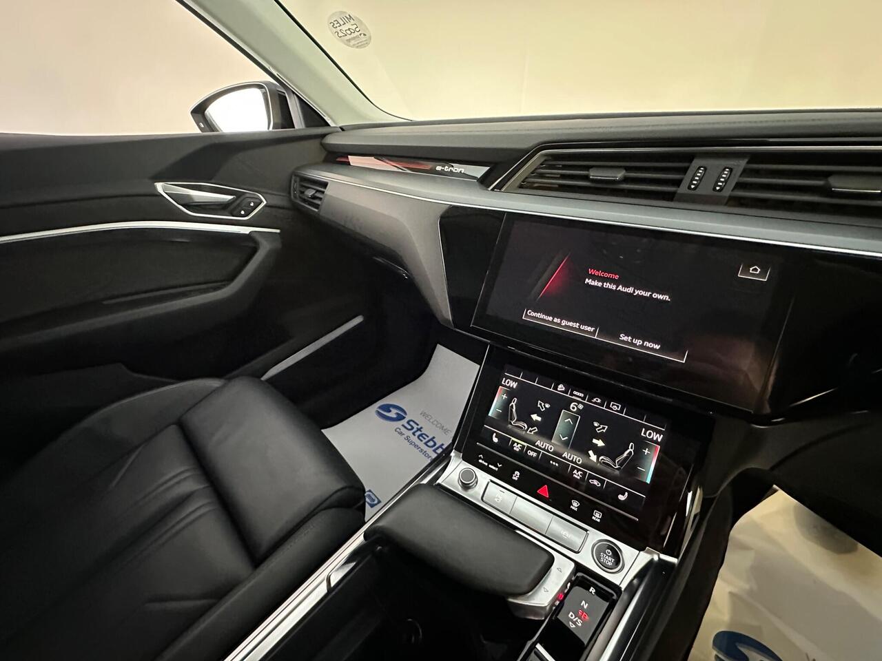 Audi e-tron RY21HHX