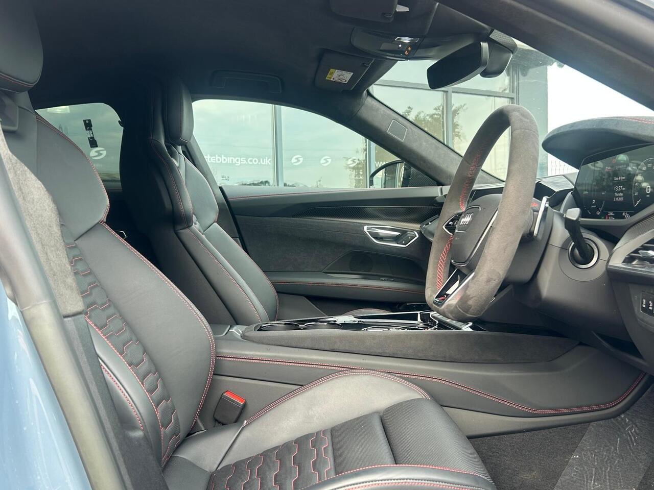 Audi RS e-tron GT KP74MTJ