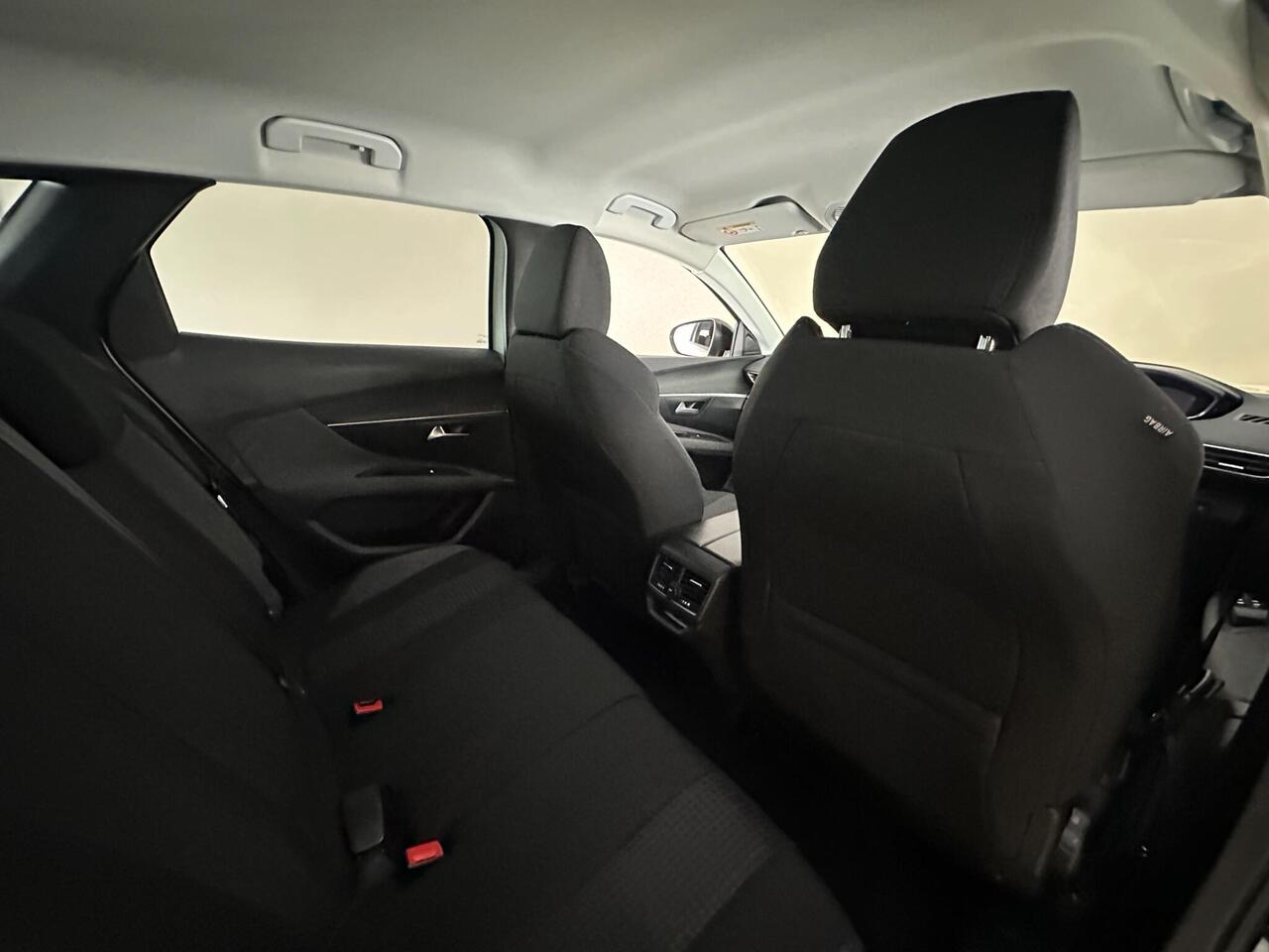 Peugeot 3008 YB72LHJ