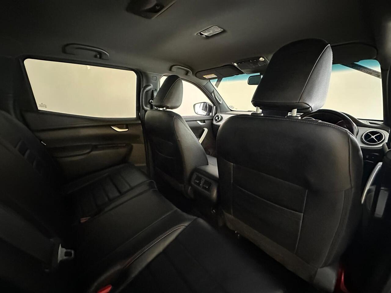 Mercedes-Benz X Class RF68PCZ