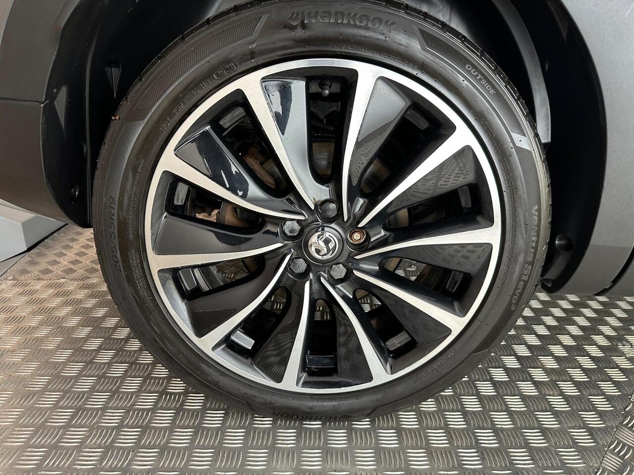 Vauxhall Grandland X DN70HKY
