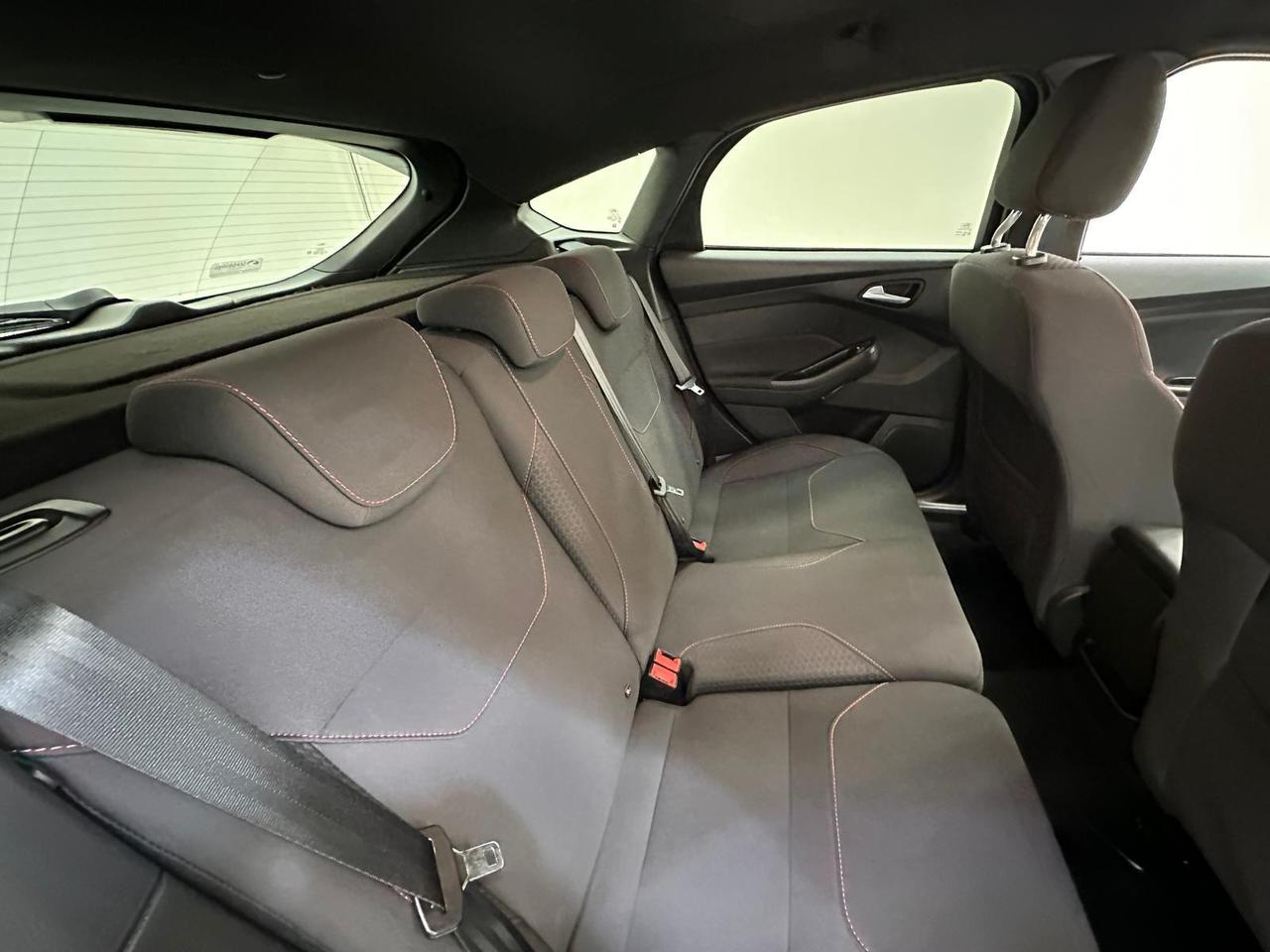 Ford Focus EX18YDL