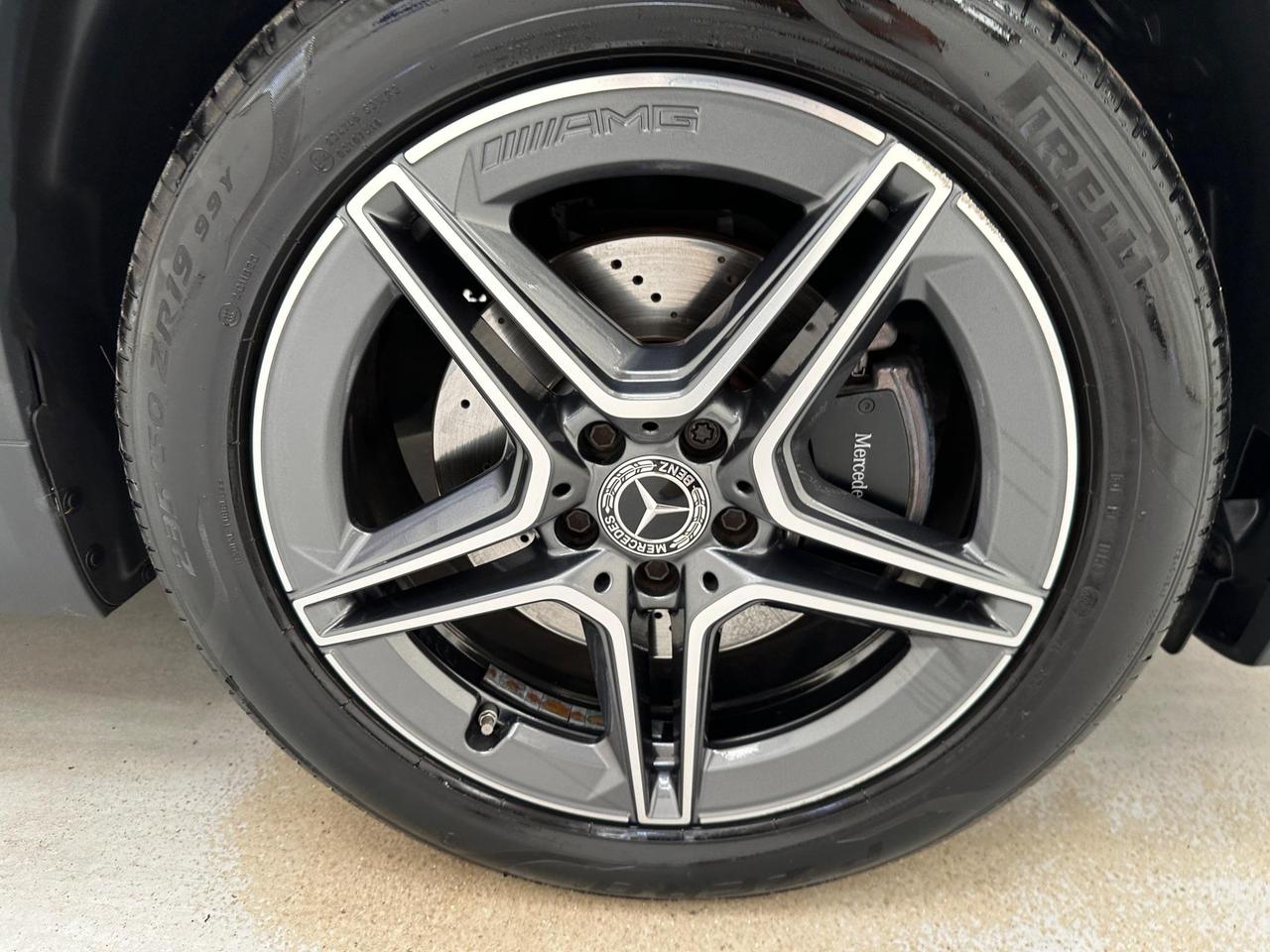 Mercedes-Benz GLA AO21UTZ