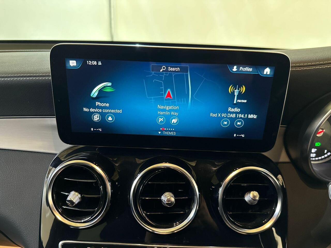 Mercedes-Benz GLC FY22YXX