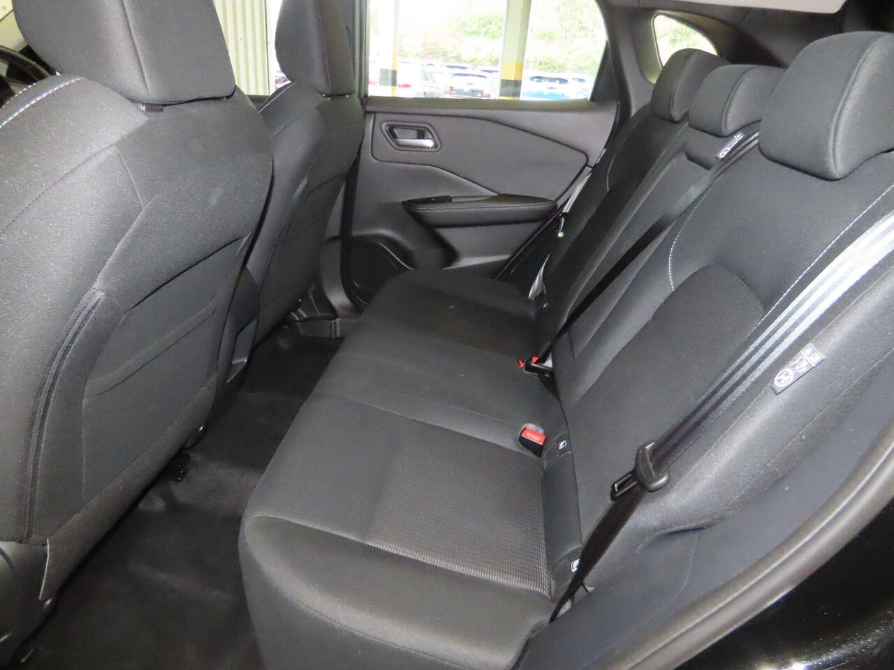 Nissan Qashqai DY74ELO