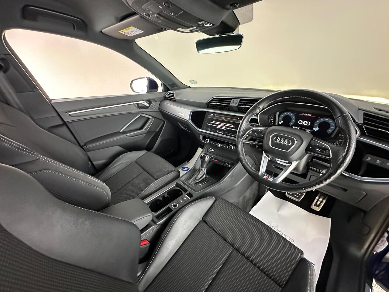 Audi Q3 NA22VUU