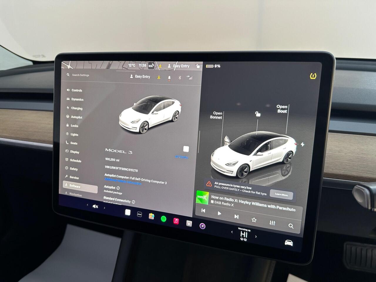 Tesla Model 3 AF72VRV