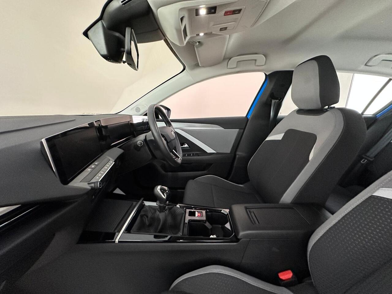 Vauxhall Astra DL22XJH