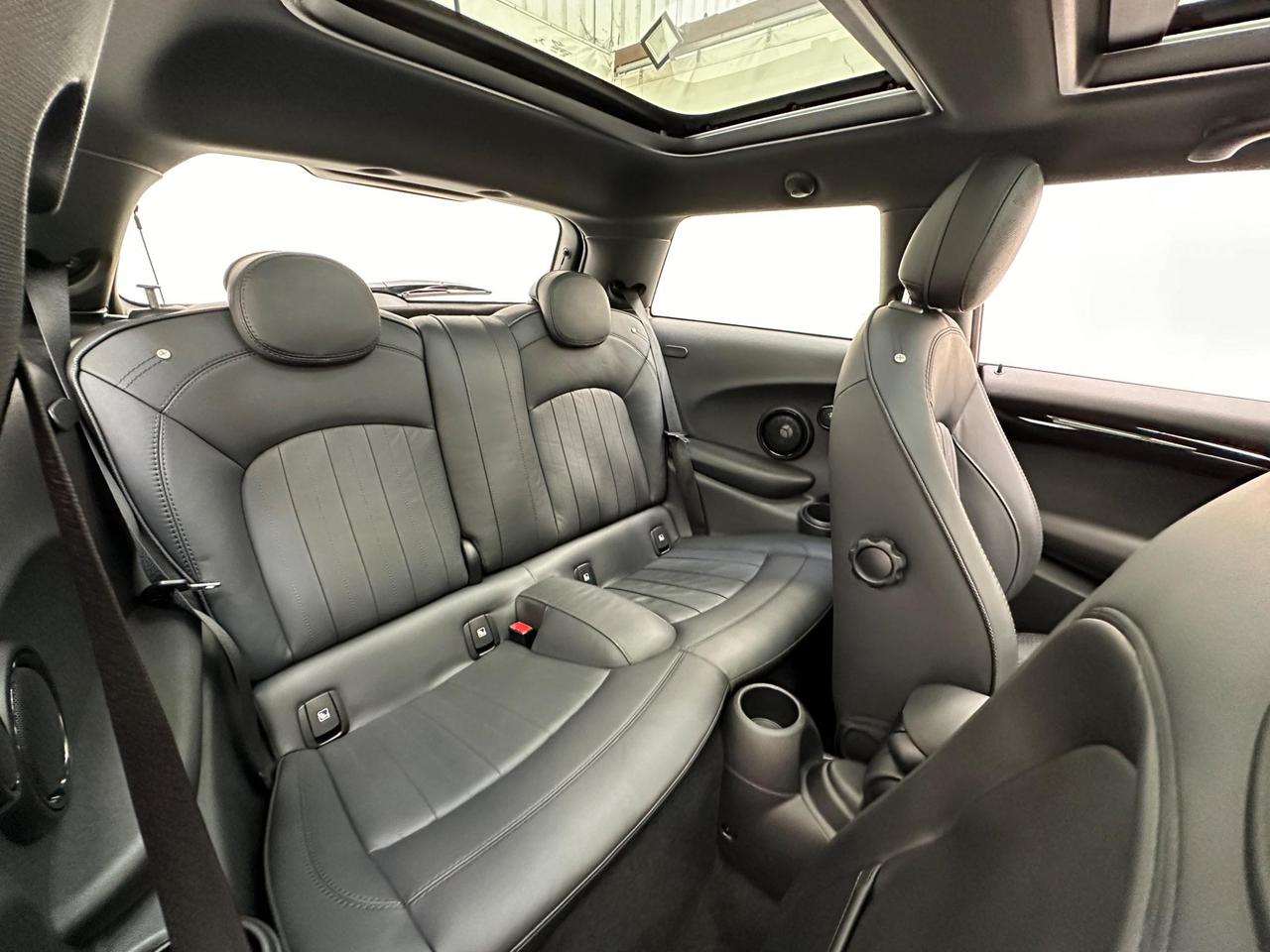MINI Electric Hatch AK20FZV