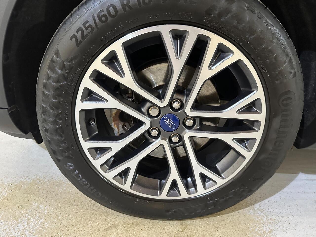 Ford Kuga YF22UBU