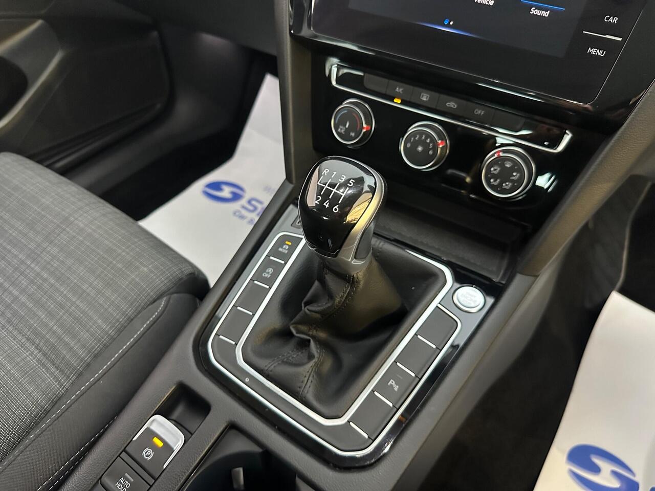 Volkswagen Passat RV20OSR