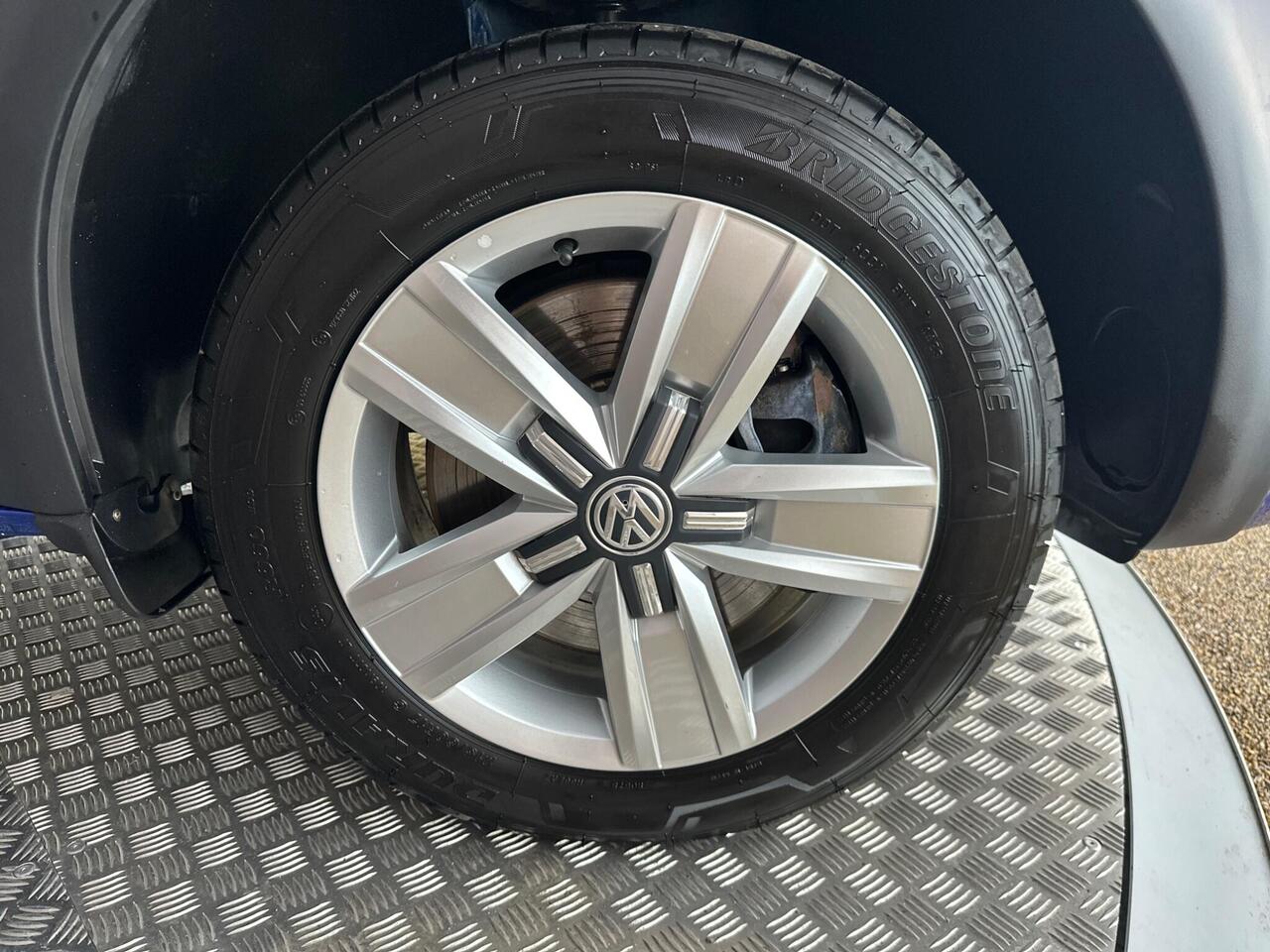 Volkswagen Transporter EK24URH