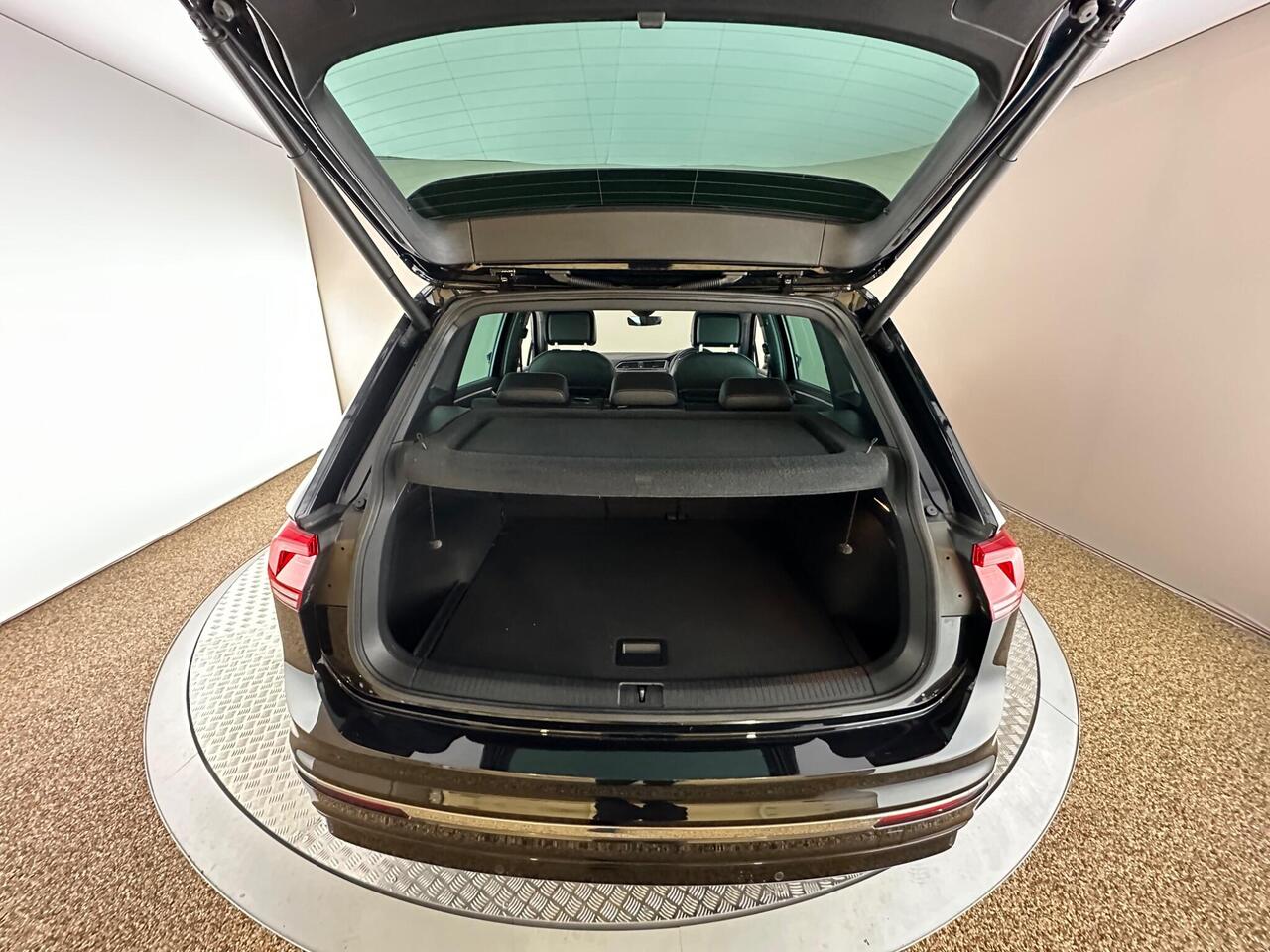 Volkswagen Tiguan DE70MRU