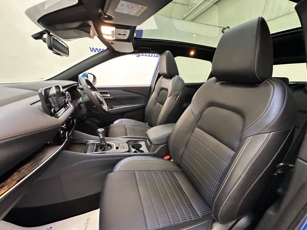 Nissan Qashqai YB22GZV
