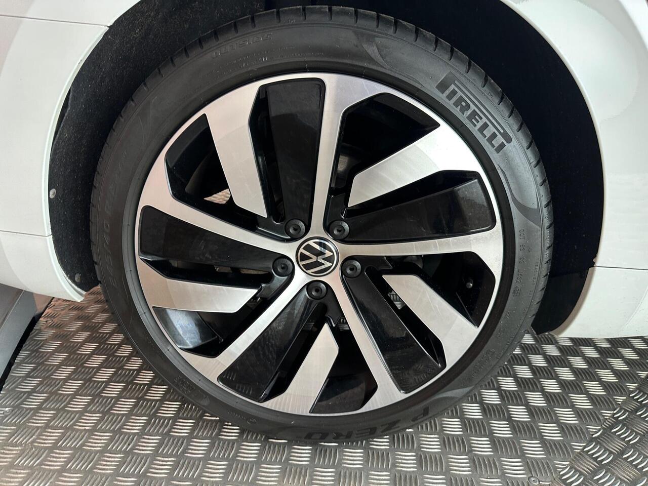 Volkswagen Arteon FP71AOZ