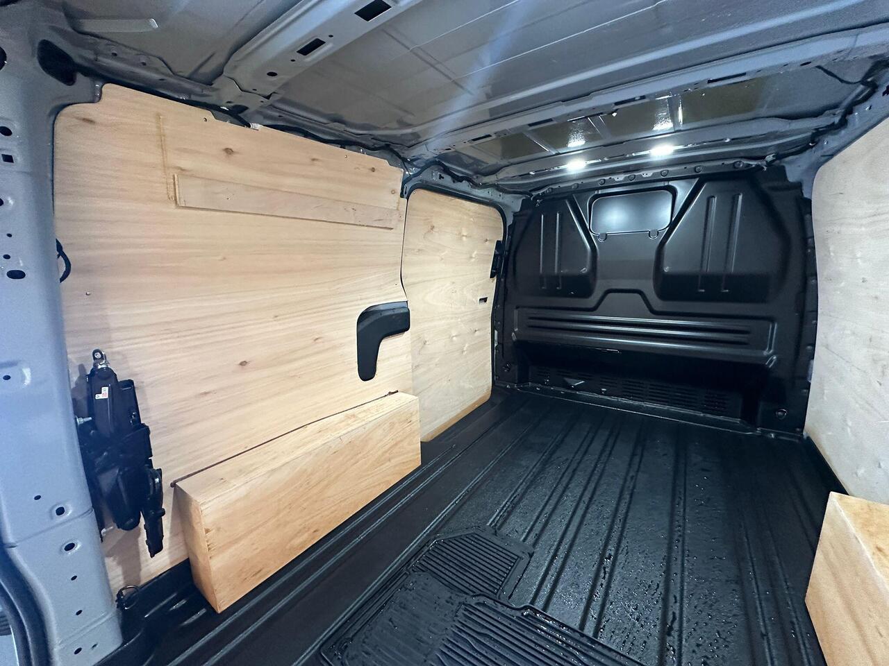 Ford Transit Custom SD25YEC