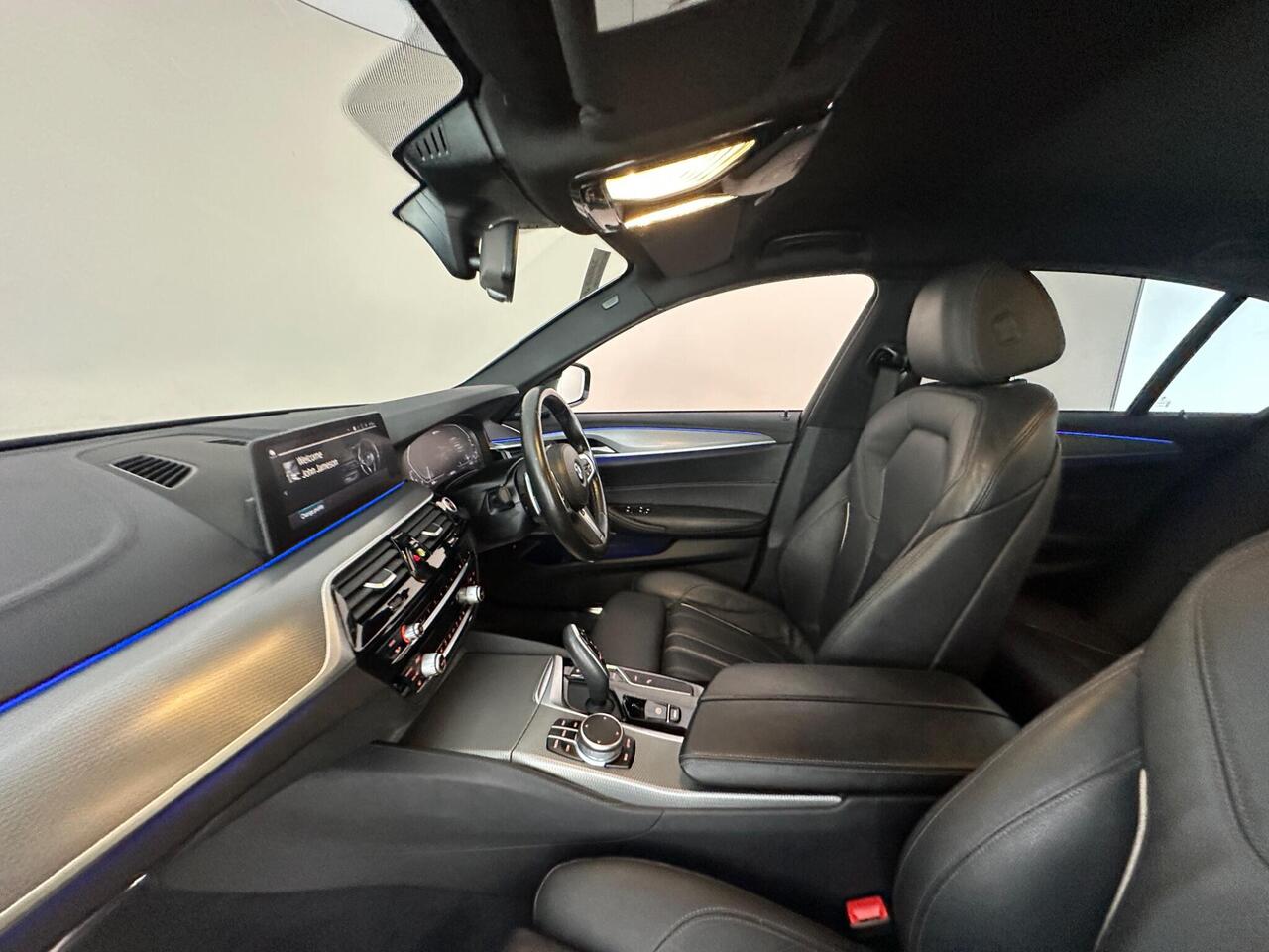 BMW 5 Series LO69YFR