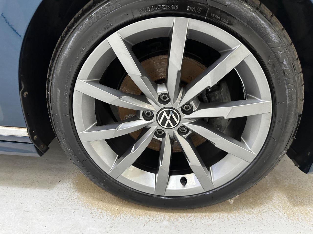 Volkswagen Passat EK21MYC