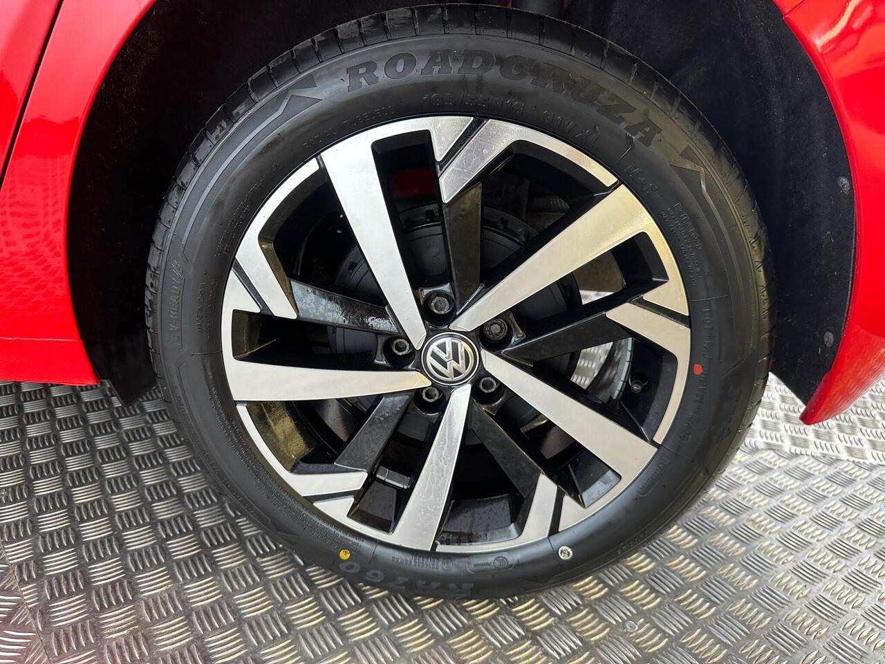 Volkswagen Polo AK70AFO