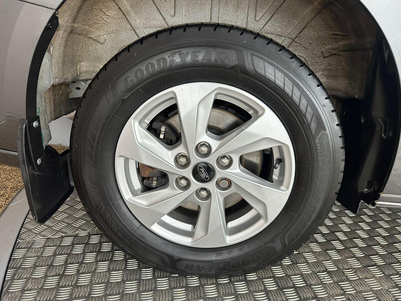 Ford Transit Custom YM73KOX