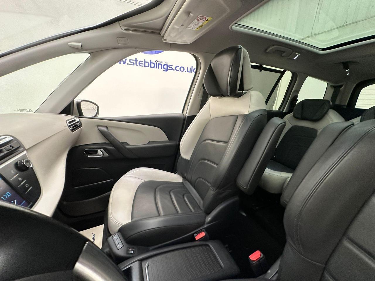 Citroen Grand C4 Picasso GP17LNN