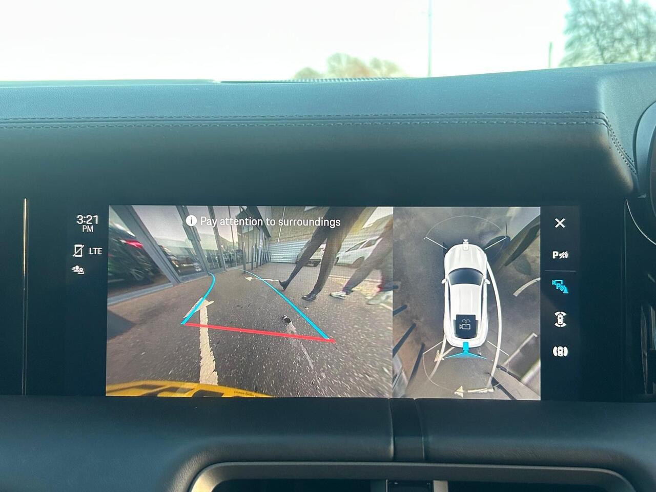 Porsche Taycan LE23WSU