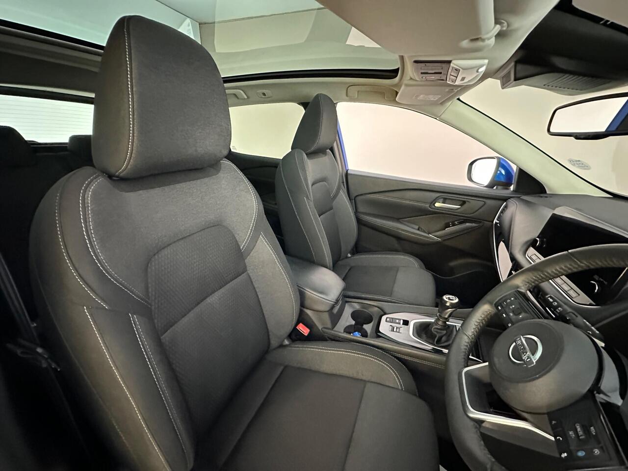 Nissan Qashqai EA21POV