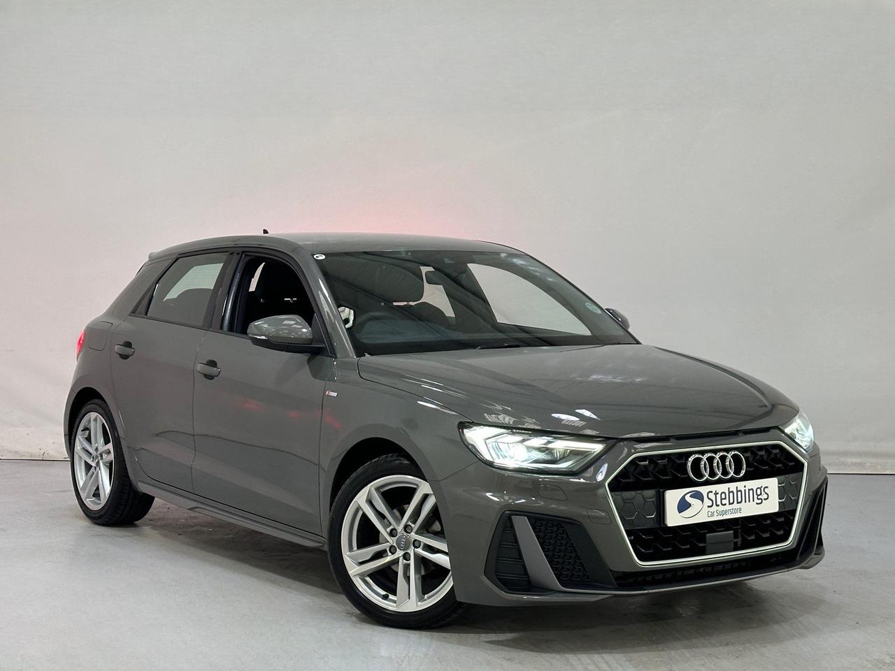 Audi A1 AV69OAE