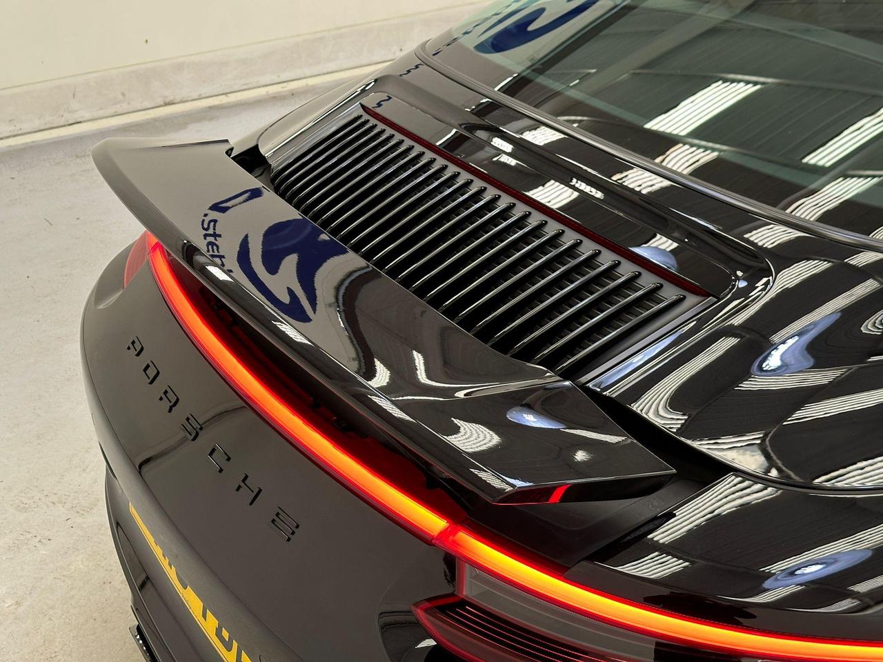 Porsche 911 PX18YDL