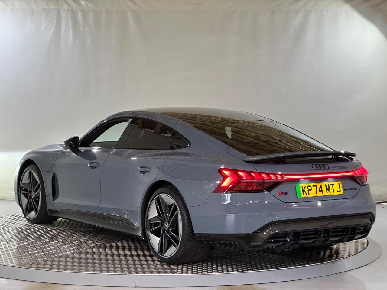 Audi RS e-tron GT KP74MTJ