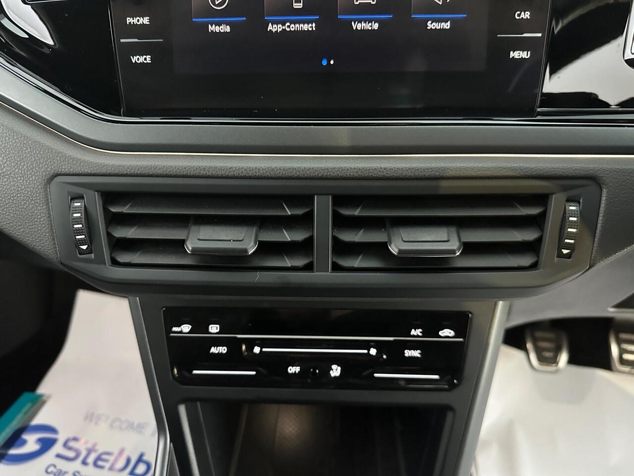 Volkswagen Taigo VN23YAF