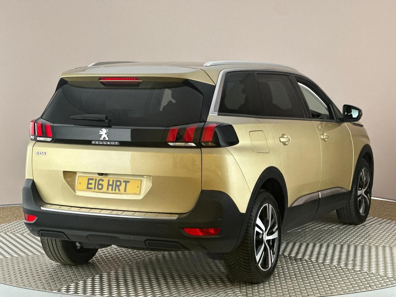 Peugeot 5008 E16HRT