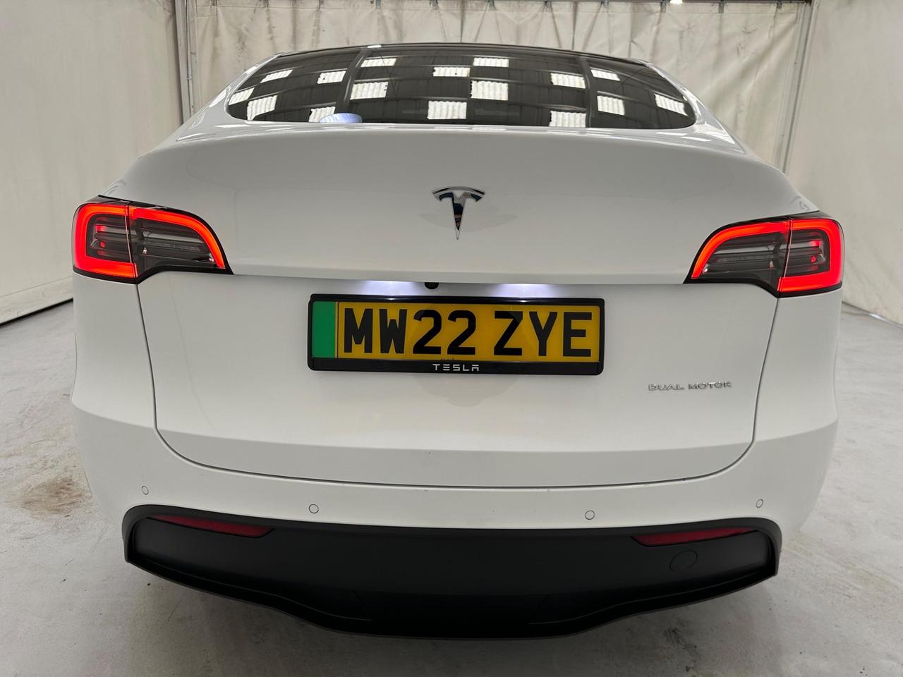 Tesla Model Y MW22ZYE