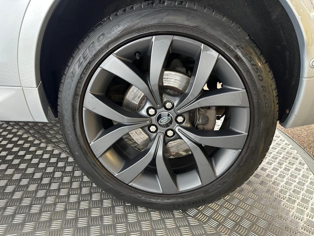 Land Rover Discovery Sport YX71LBO