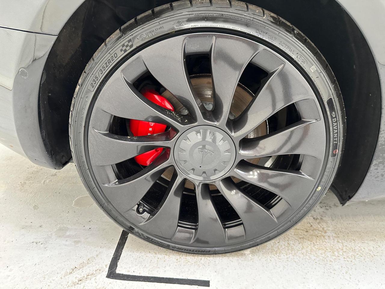 Tesla Model 3 GJ22FFE