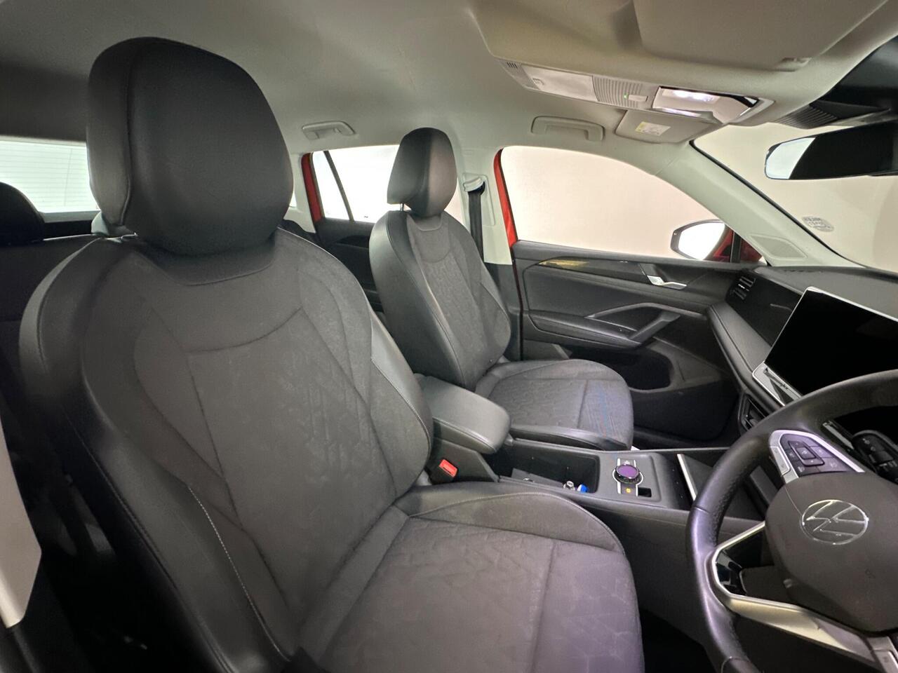Volkswagen Tiguan KS25NXD