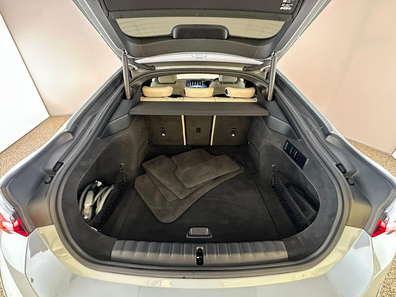 BMW i4 LS23PZB