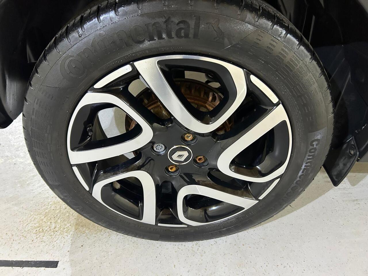 Renault Captur KR19JYJ