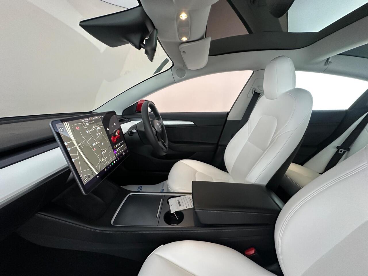 Tesla Model 3 LF71VTK