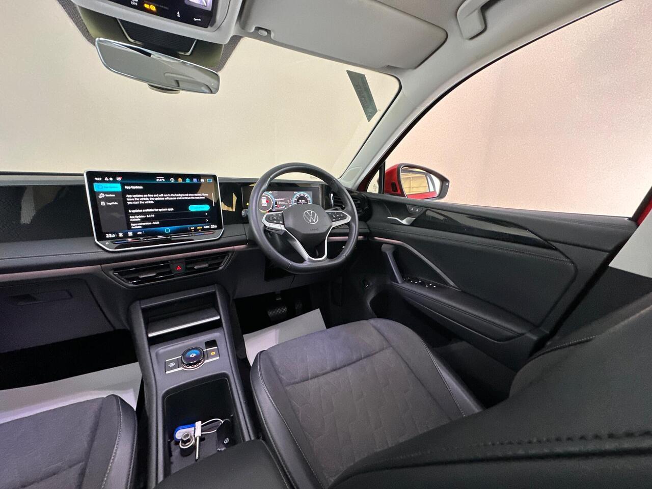 Volkswagen Tiguan KS25NXD