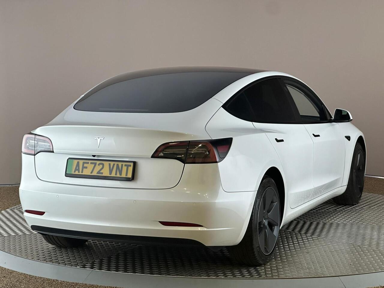 Tesla Model 3 AF72VNT