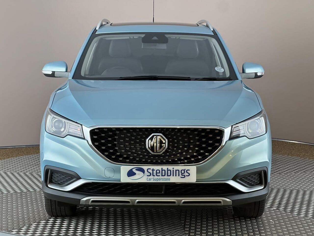 MG MG ZS PN71FBL