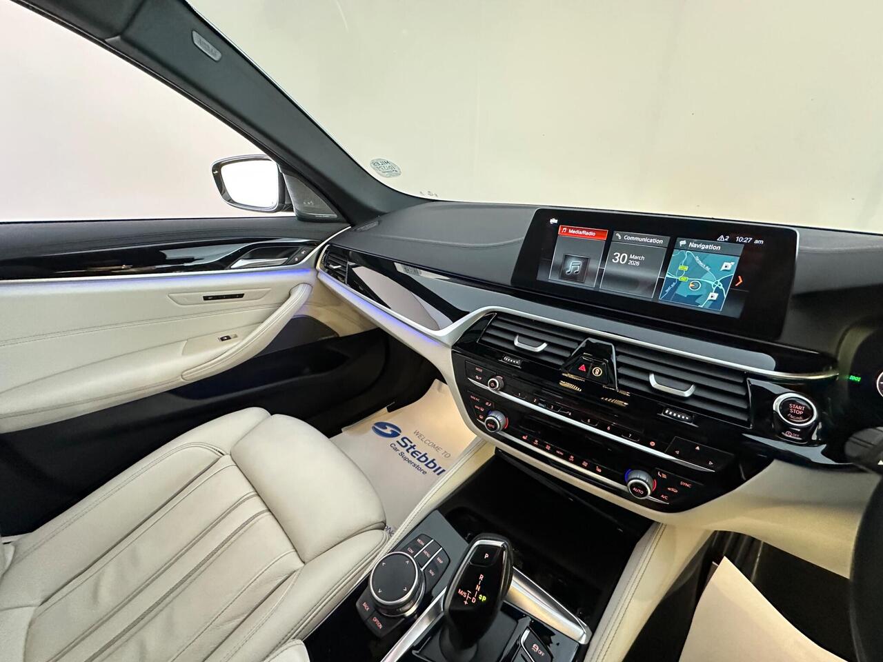 BMW 5 Series YK18JUW