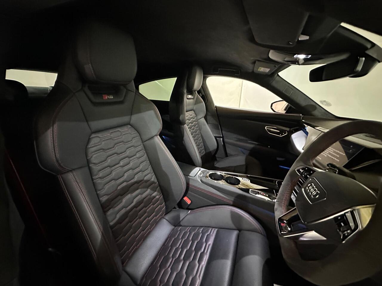 Audi RS e-tron GT KP74MTJ